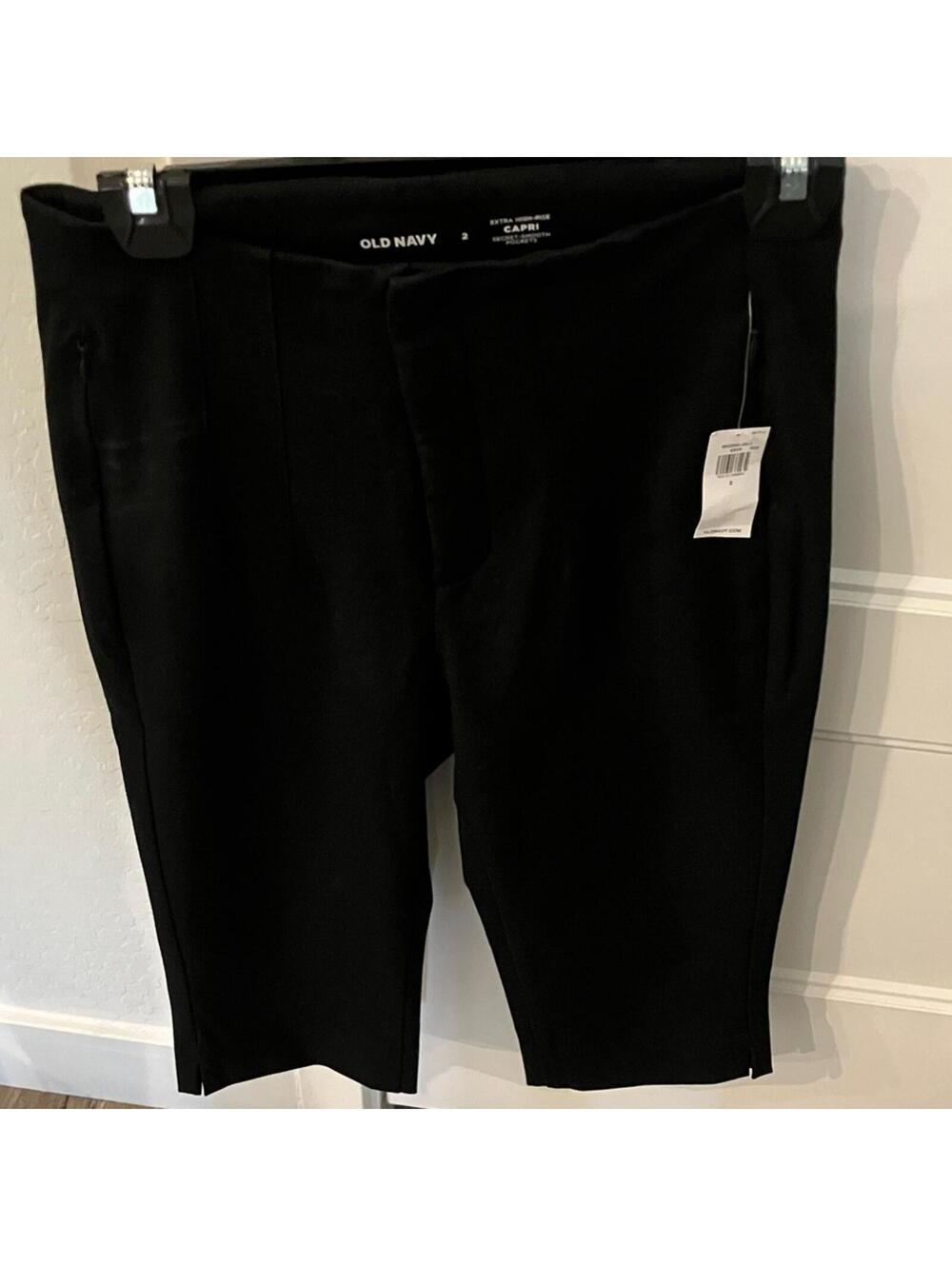 Old Navy Women's Extra High-Rise Capri Pants New with Tags